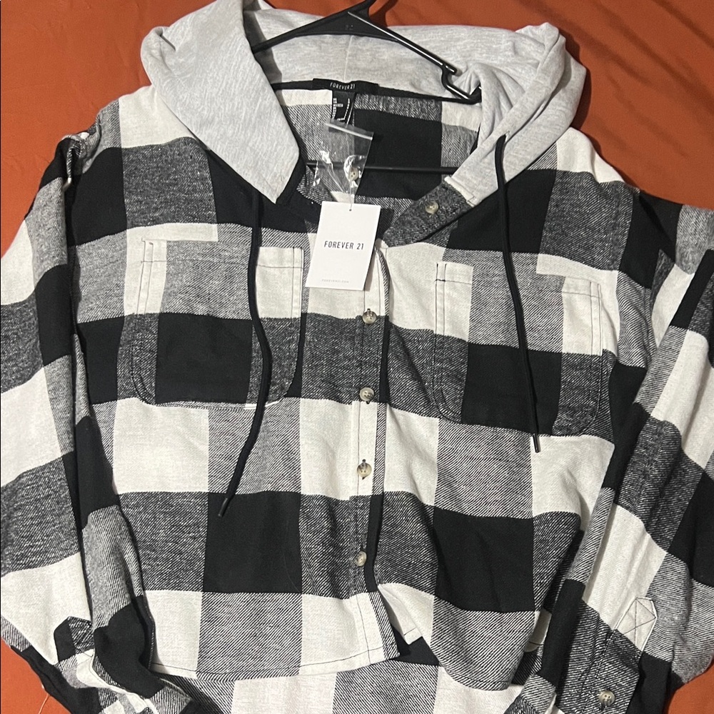 Forever 21 Black and White Cropped Plaid Shirt